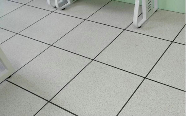 防靜電架空地板是如何做到防靜電的呢？