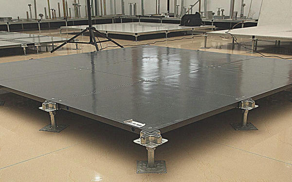 全鋼地板如何去除表面污漬