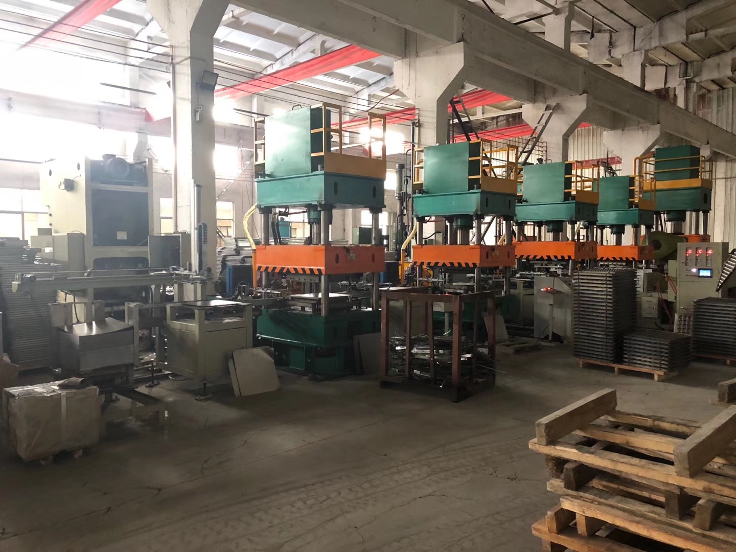 深圳市華鷹機(jī)房