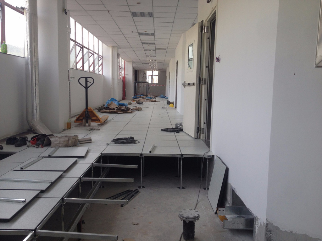 地面防靜電地板