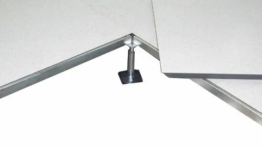 無邊地板防靜電